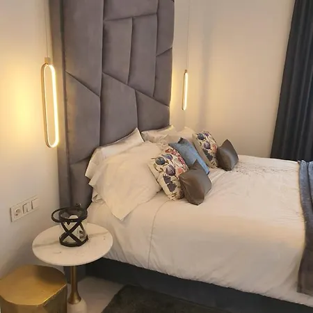 Luxurious Close To Sea And Golf Βίλα Μαρμπέλλα