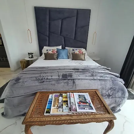 Luxurious Close To Sea And Golf Βίλα Μαρμπέλλα