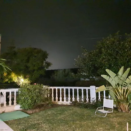 Villa Luxurious Close To Sea And Golf