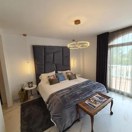 Villa Luxurious Close To Sea And Golf *