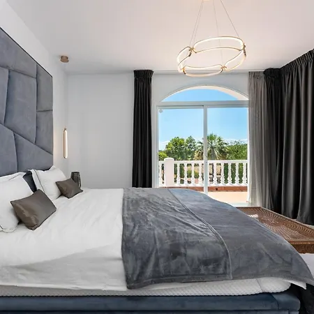 Luxurious Close To Sea And Golf Marbella